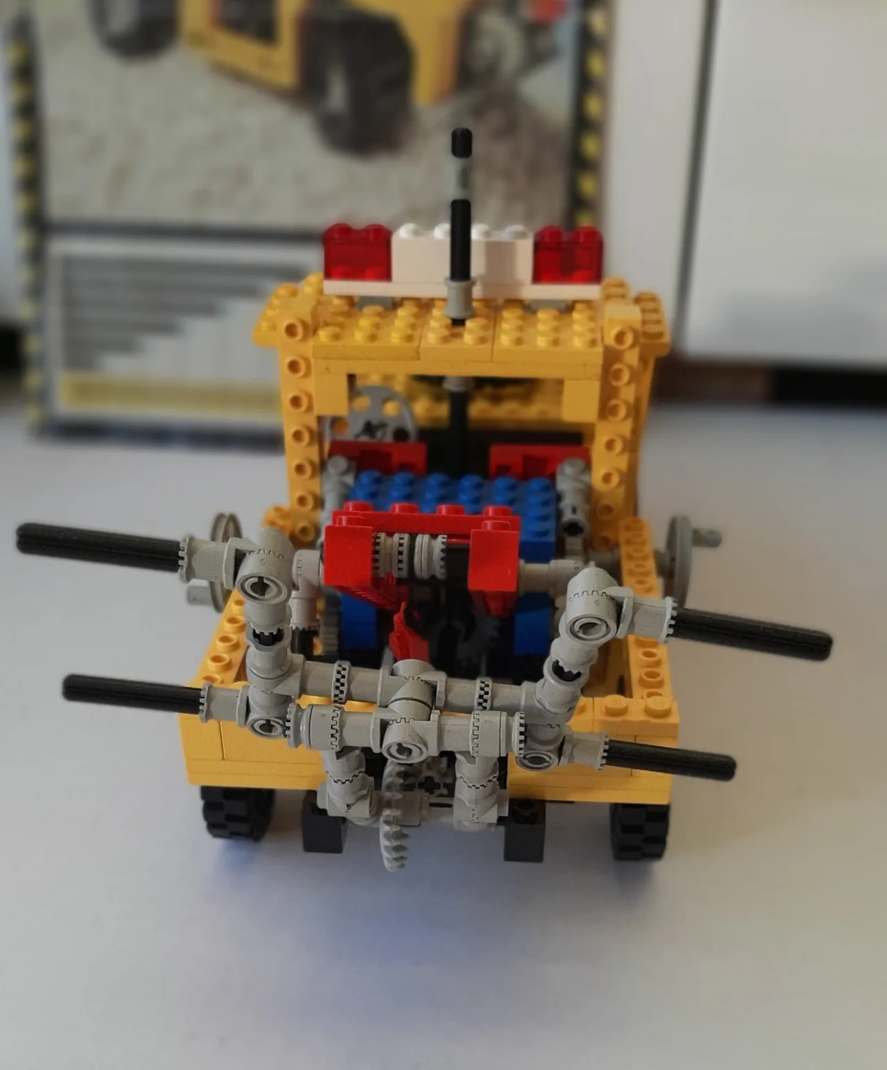 Vintage Lego Technic sets 8846 Tow Truck and 850 Fork Lift – photo 8