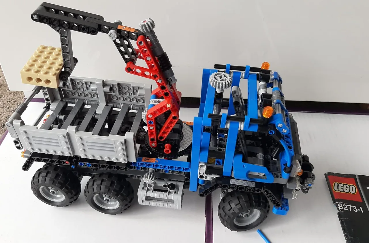 Lego Technic 8273 Off Road Truck and 8290 Mini Forklift COMPLETE – photo 3