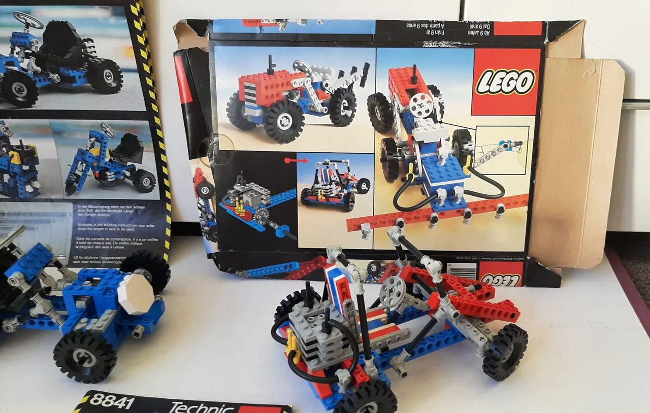 Vintage Lego Technic sets 854 Go Kart and 8841 Dune Buggy / Desert Racer – photo 8
