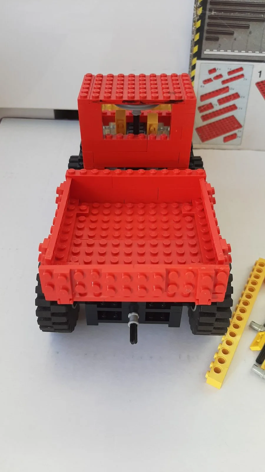 Vintage Lego Technic sets 8848 Power Truck and 8710 Expert Builder Parts Pack – photo 8