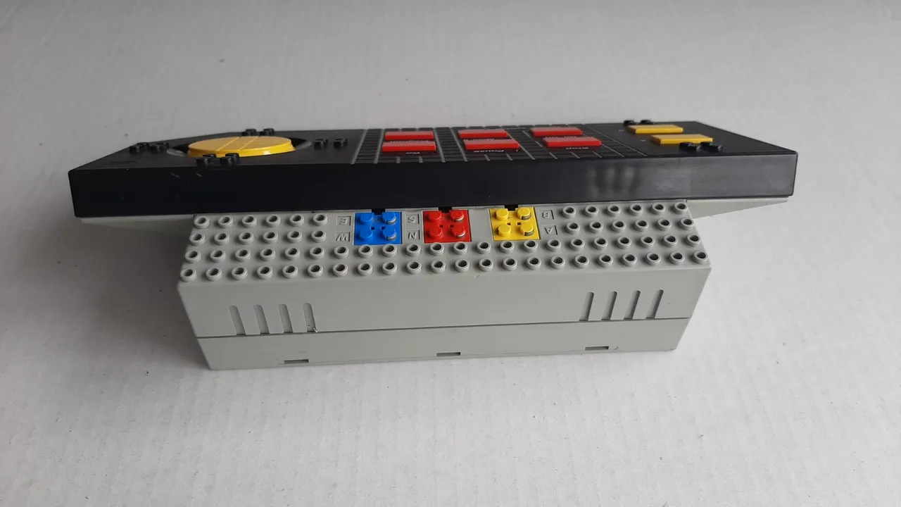 Lego Technic 8094 Control Centre (1990) – photo 5