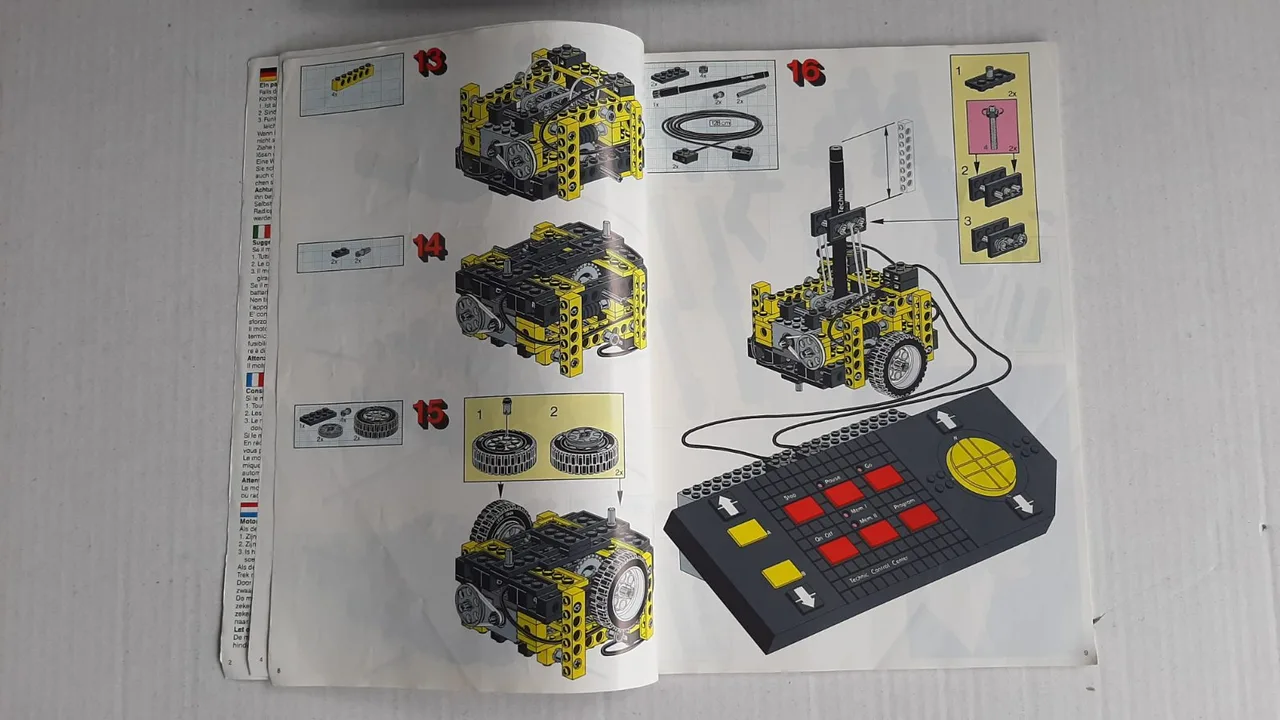 Lego Technic 8094 Control Centre (1990) – photo 9