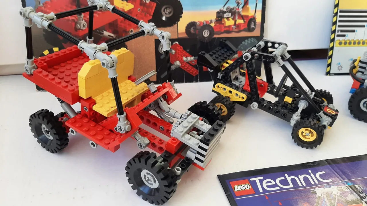 Vintage Lego Technic sets 8845 Dune Buggy, 8841 Dune Buggy and 8818 Baja Blaster – photo 8