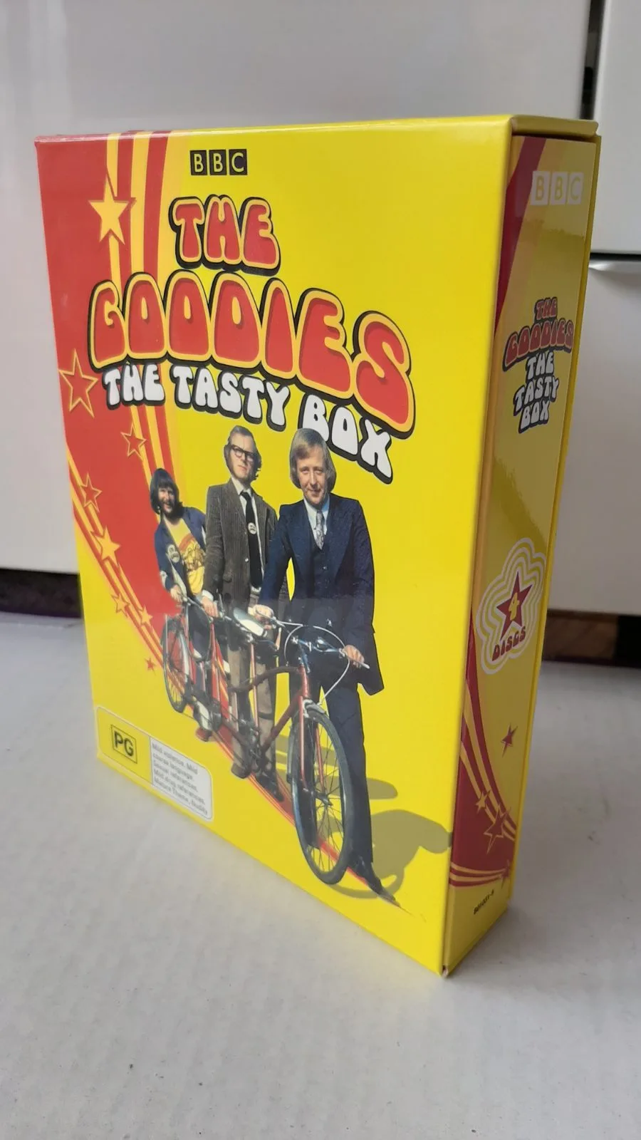 The Goodies: The Tasty Box (4-disc box set) and 22 The Goodies fliers – photo 4