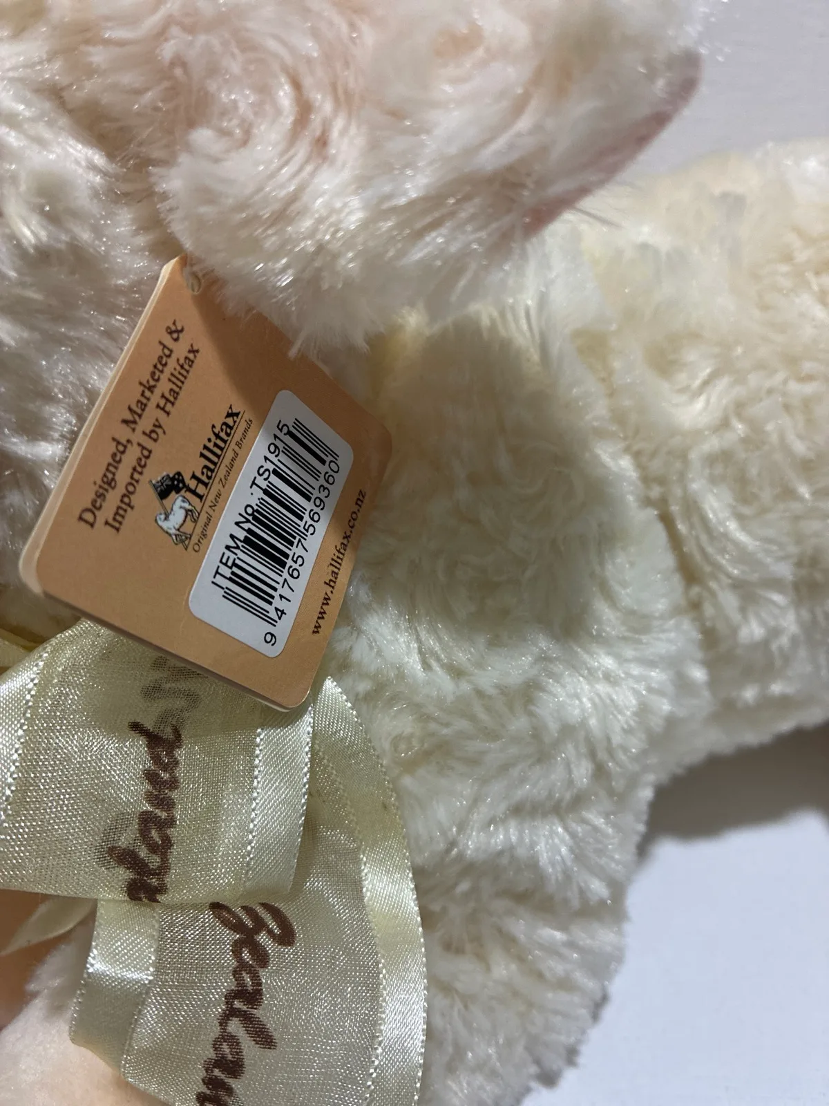 Kiwi and Friends 40cm plush sheep — photo 2