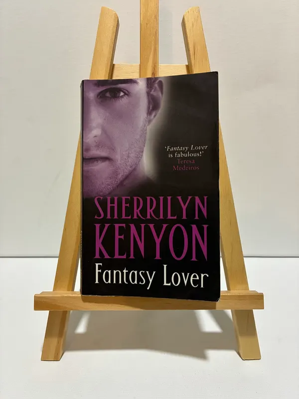 Paperback book Fantasy Lover