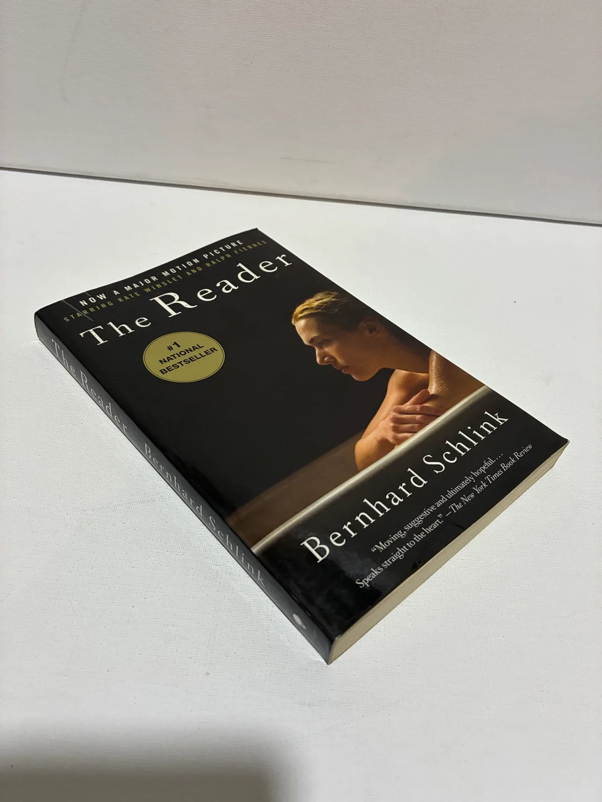 Signed paperback The Reader — photo 4