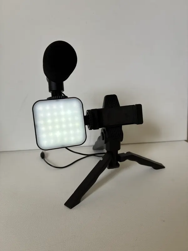 Vlogging/podcasting basic setup