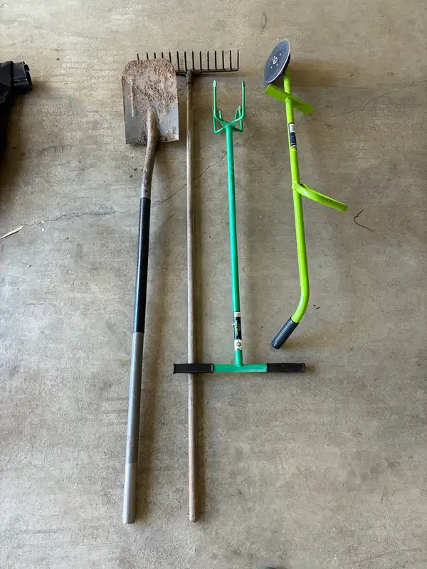 Various gardening tools