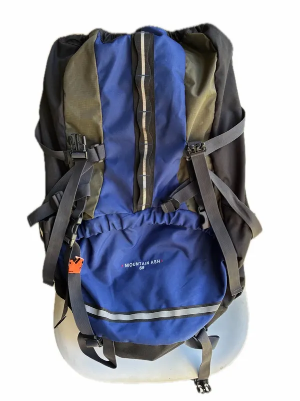 Black wolf full hiking pack 65L