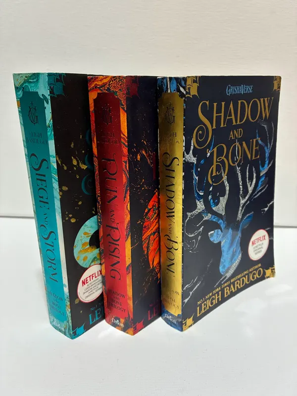 Shaddow and Bone trilogy 3pc paperbacks good