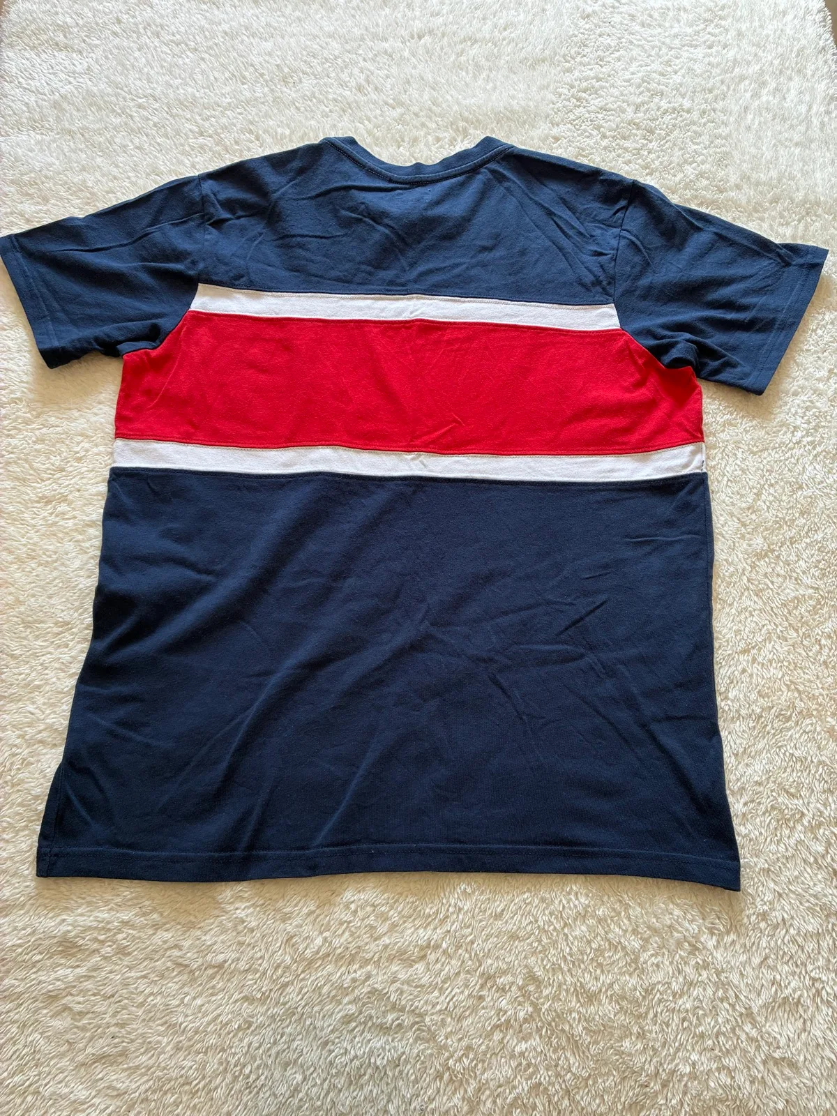 Men’s medium Levi’s T-shirt — photo 2