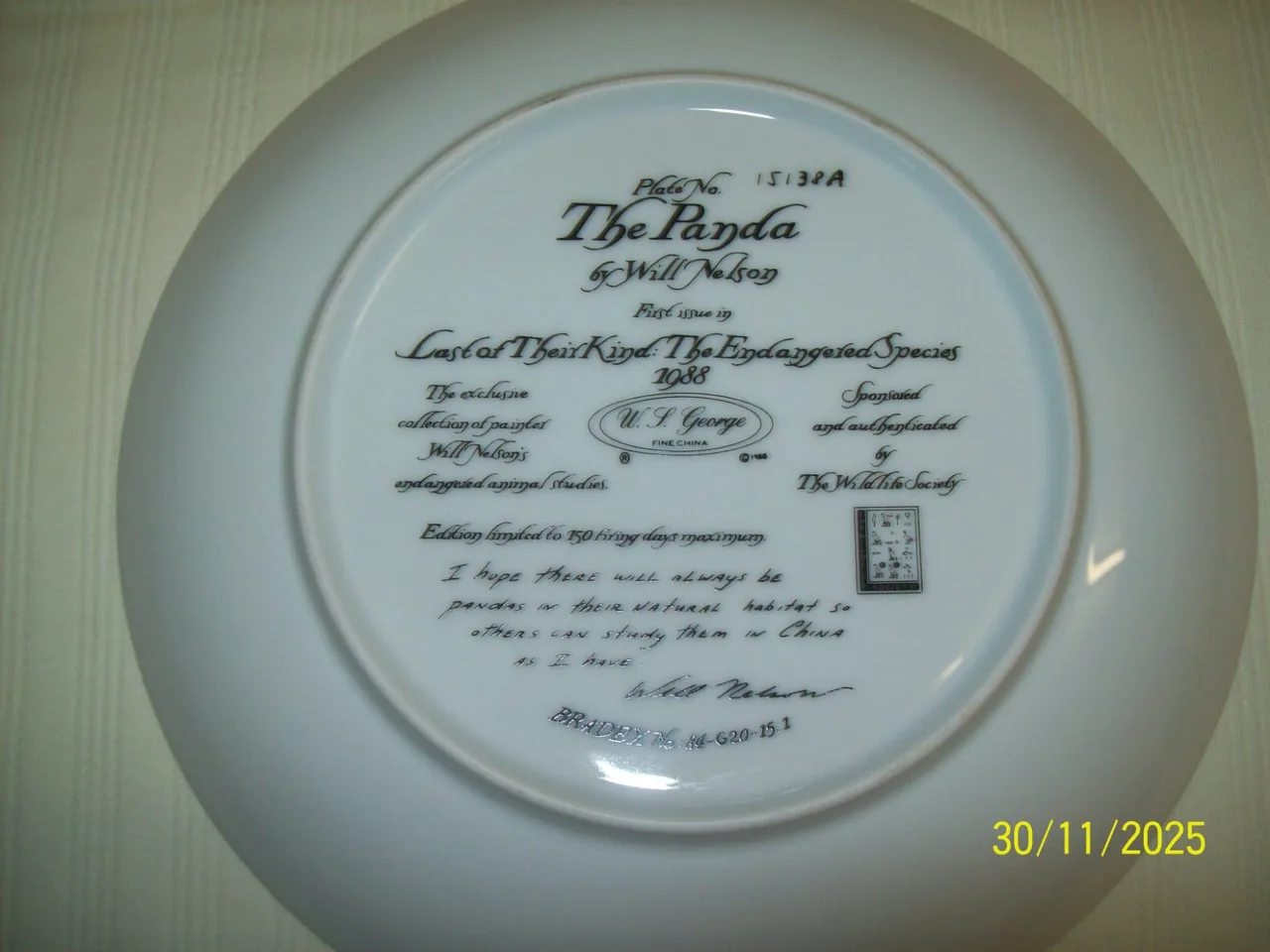 The Panda + The Snow Leopard + The Red Wolf Bradford Plates. As New. Ref: PLT009 – photo 6