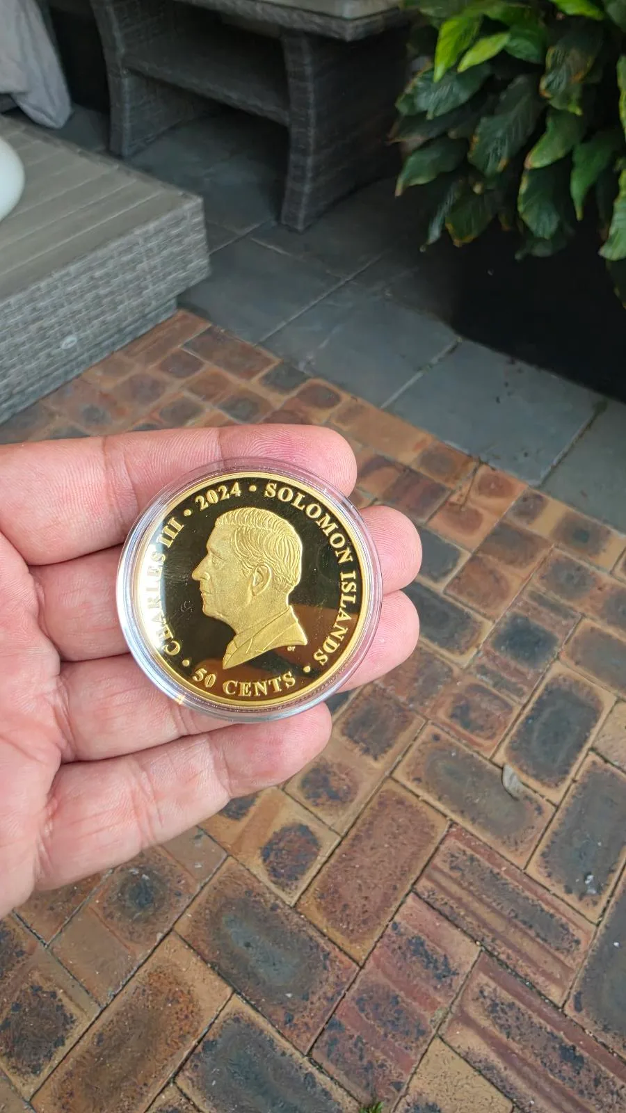 Solomon Islands 2024 — 24 Carat Gold-Plated 50c Coin — D-Day SHAEF 1943 – photo 3