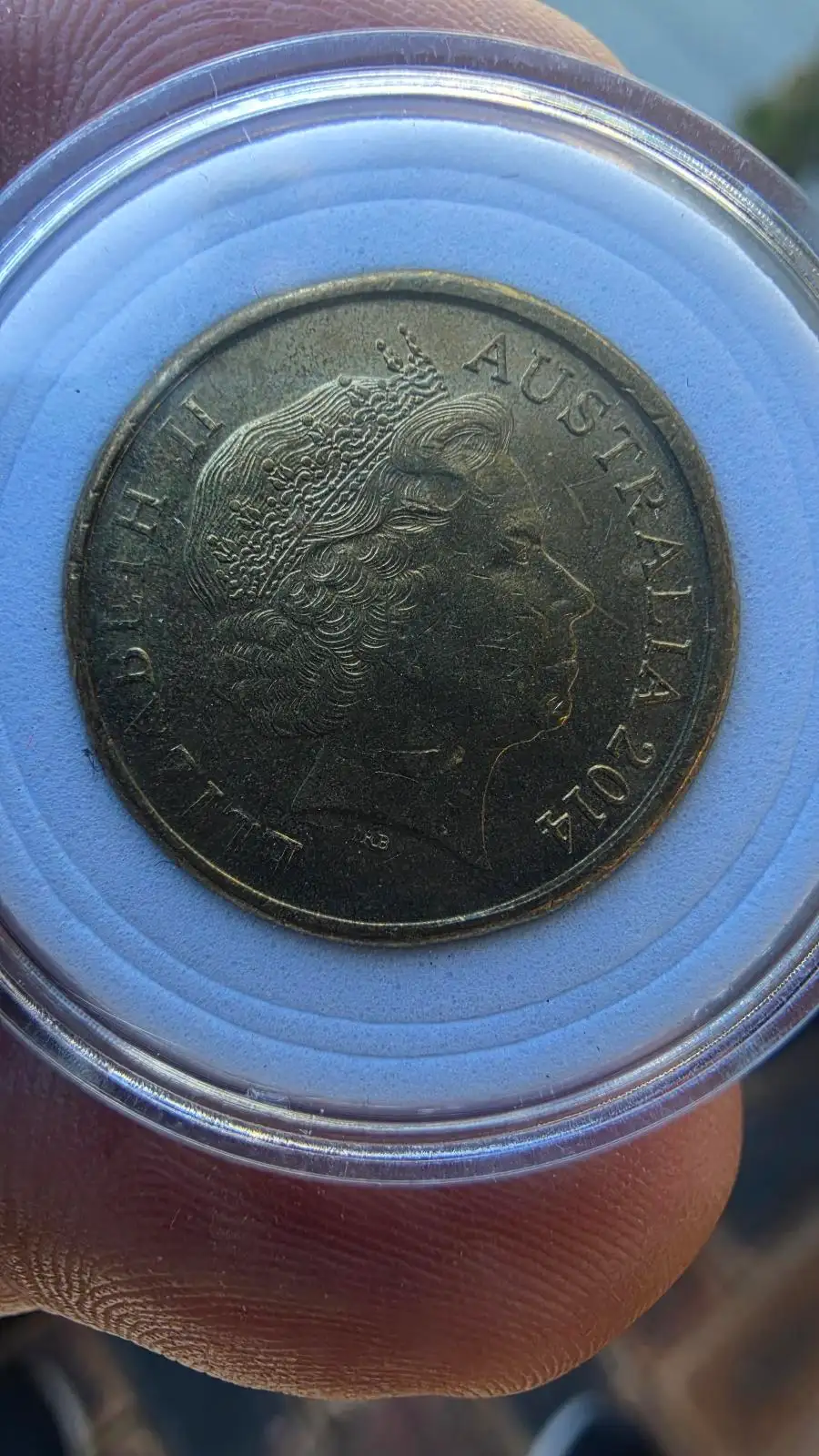 2014 Remembrance Green Dove — Coloured $2 — Low Mintage — Capsuled – photo 2