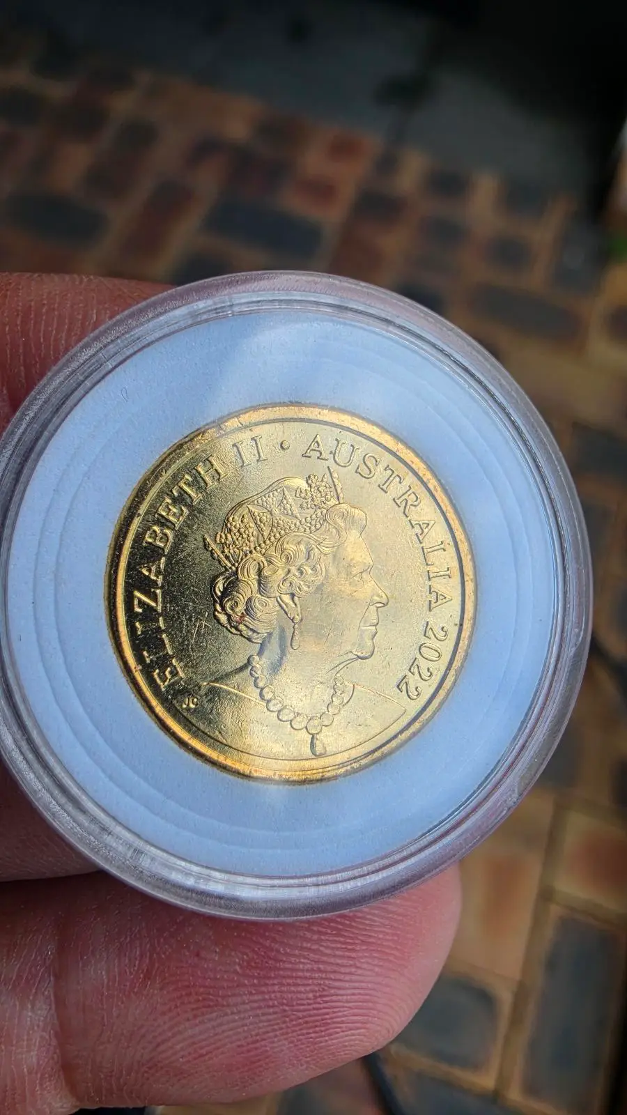 2022 Australian Honey Bee Coloured 2 Dollar Coin - Uncirculated From RAM Roll – photo 2