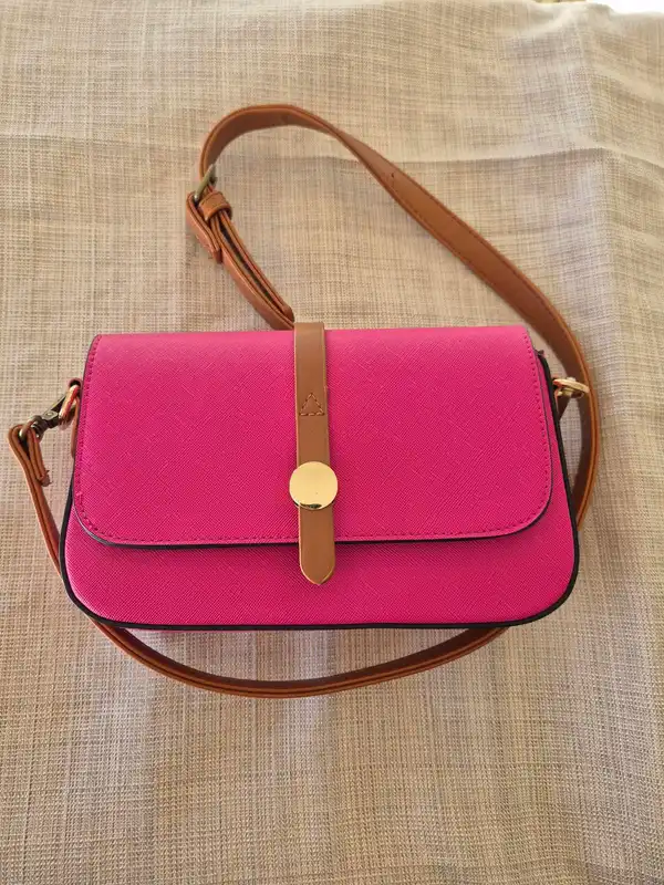Louenhide Fuchsia Pink Crossbody/ Shoulder Bag