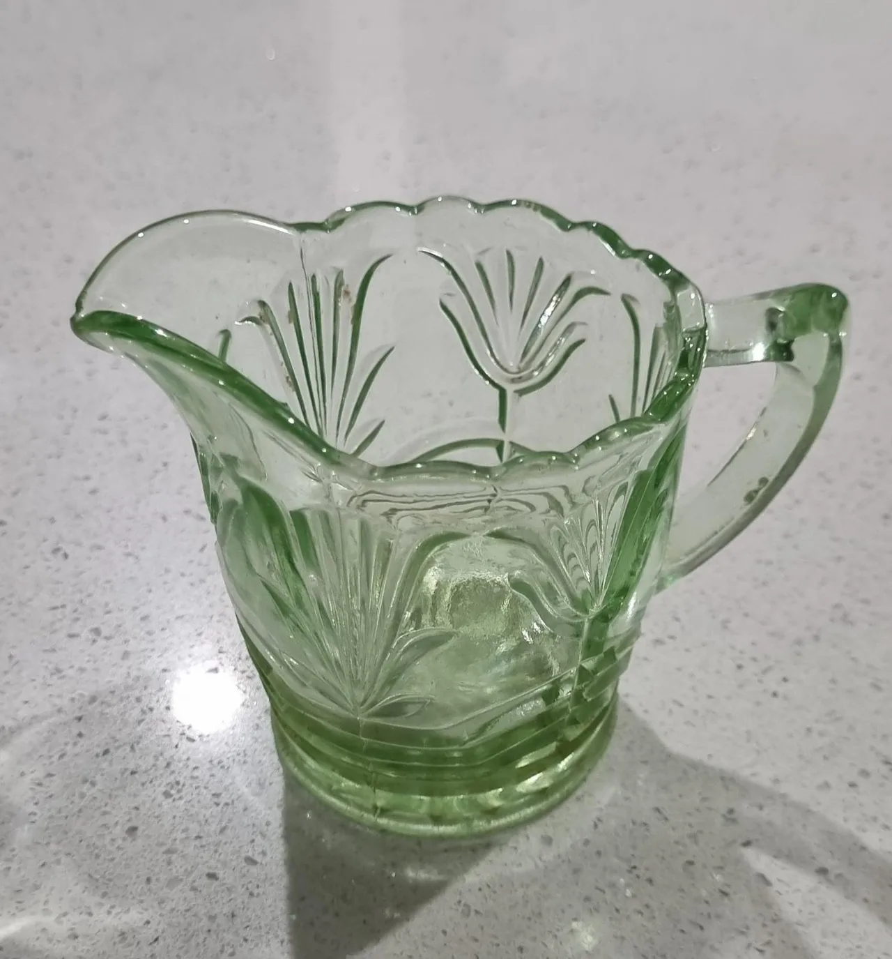 Depression glass jug — photo 2