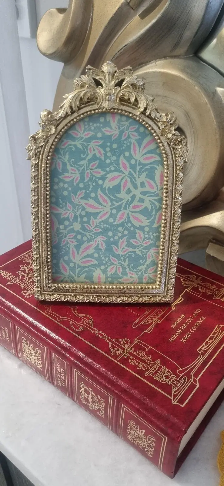 Gold Ornate Resin Picture frame – photo 2