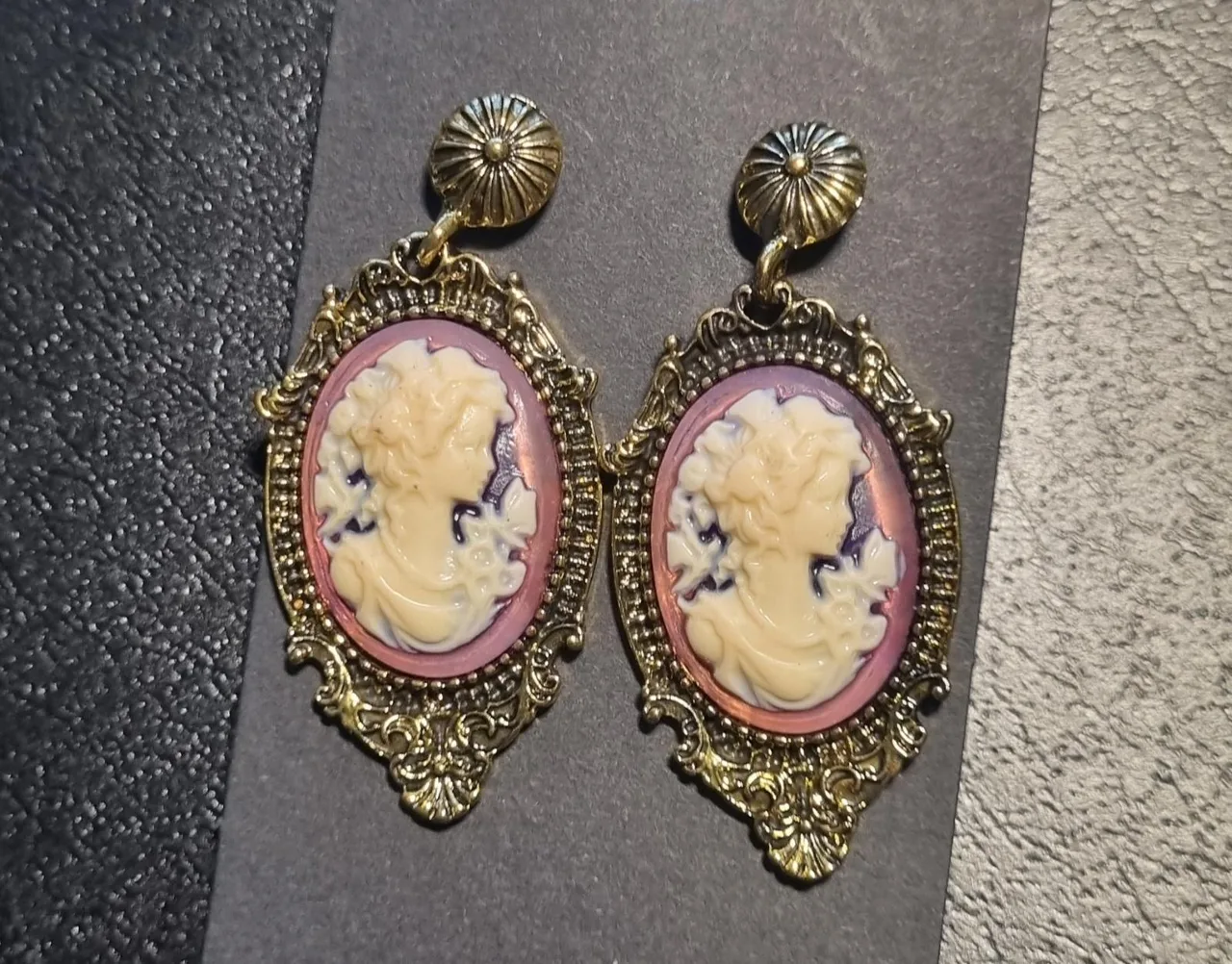 Cameo Earrings – photo 5