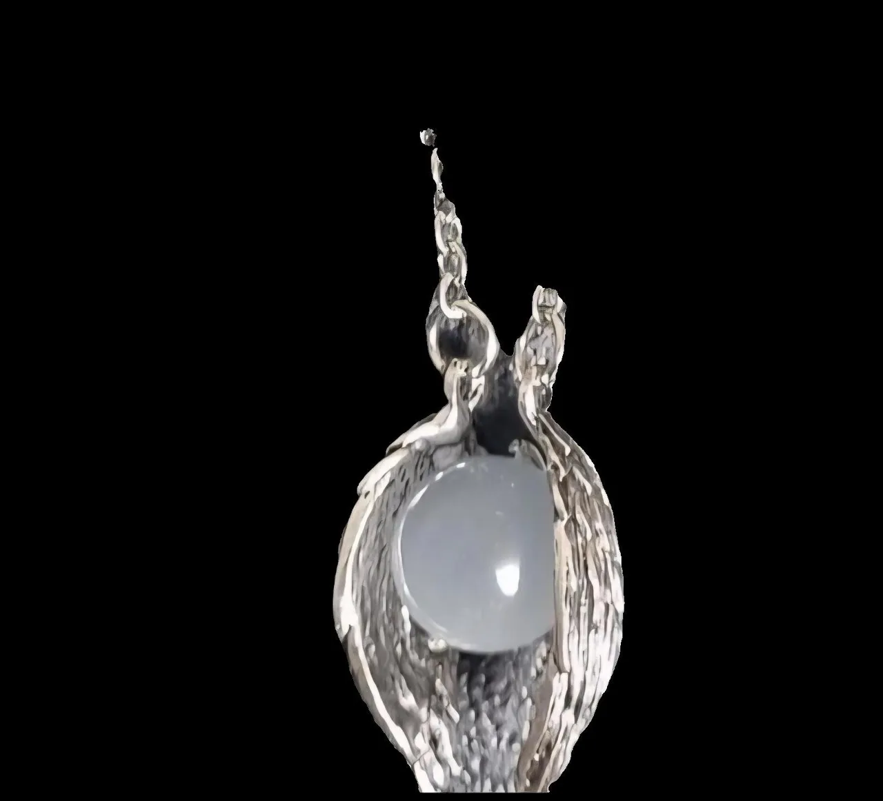 Pendant Wings and sphere — photo 2