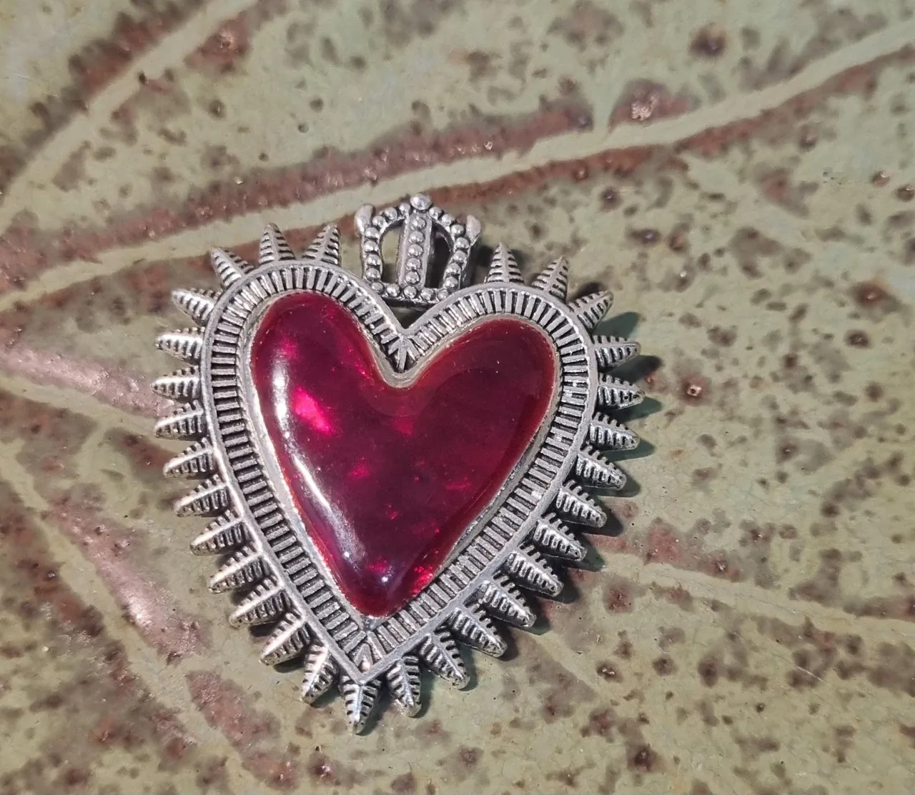 Pendant Heart Retro style — photo 6