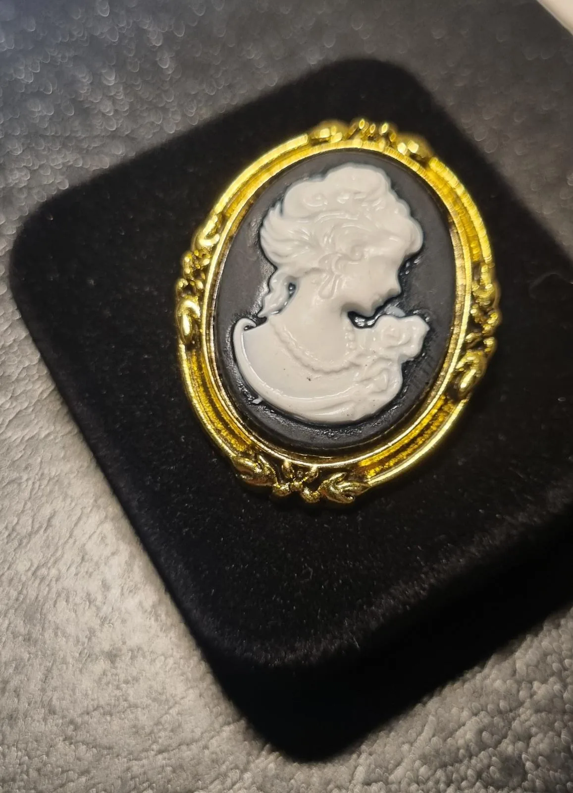 Vintage style Black Cameo . – photo 6