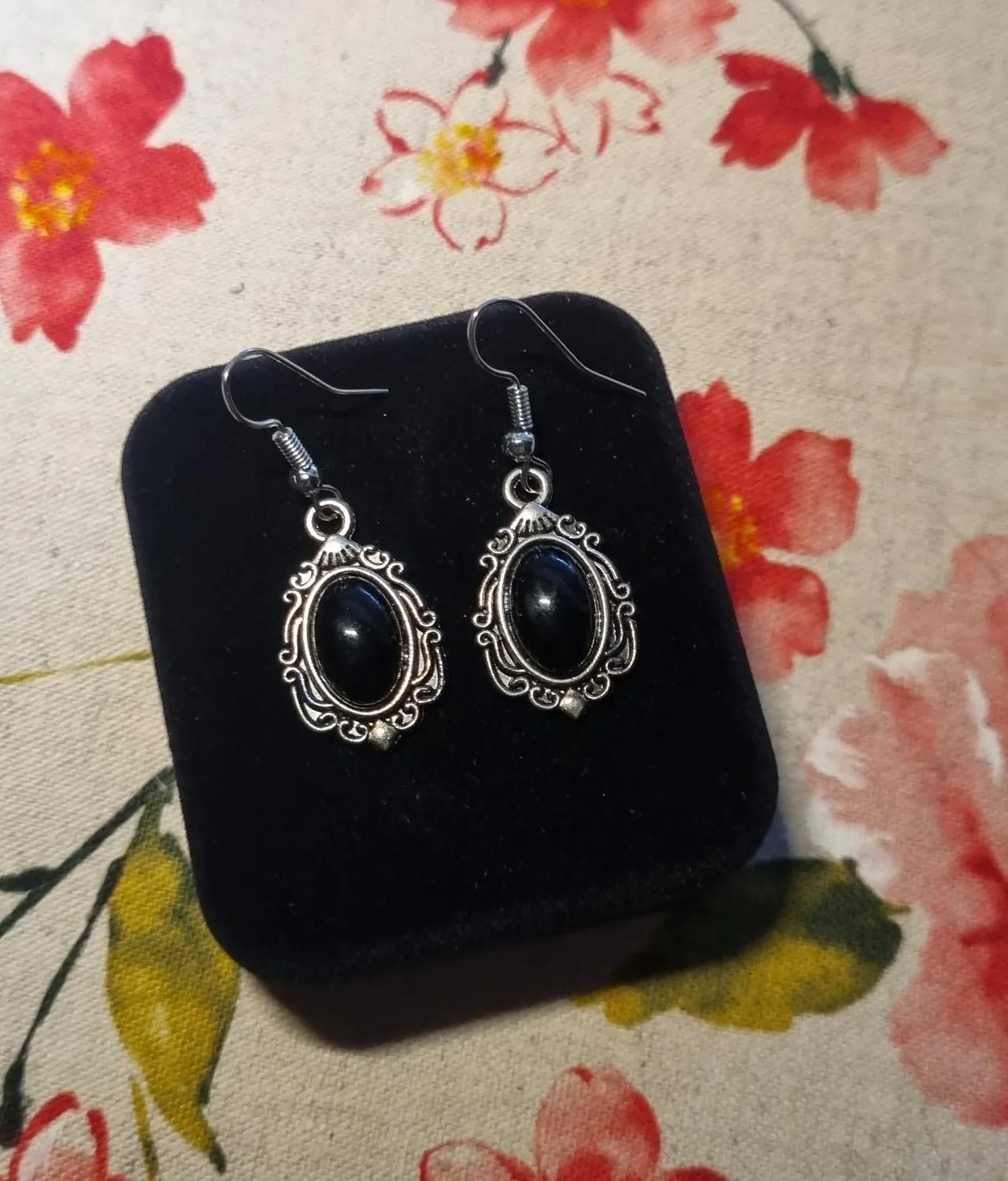 Earring Black oval in Silver antique Alloy — photo 2