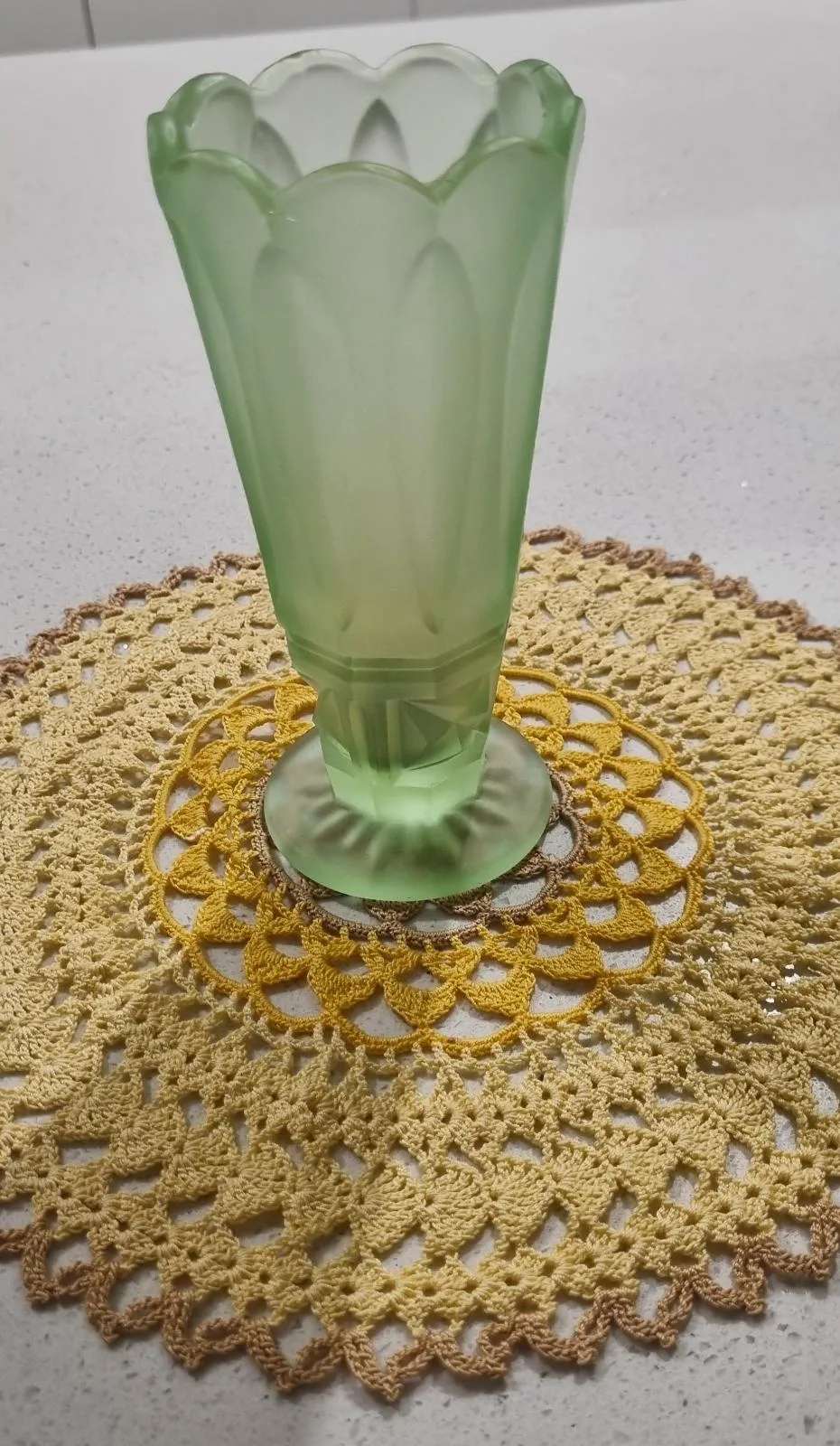 Vase Depression Glass — photo 3