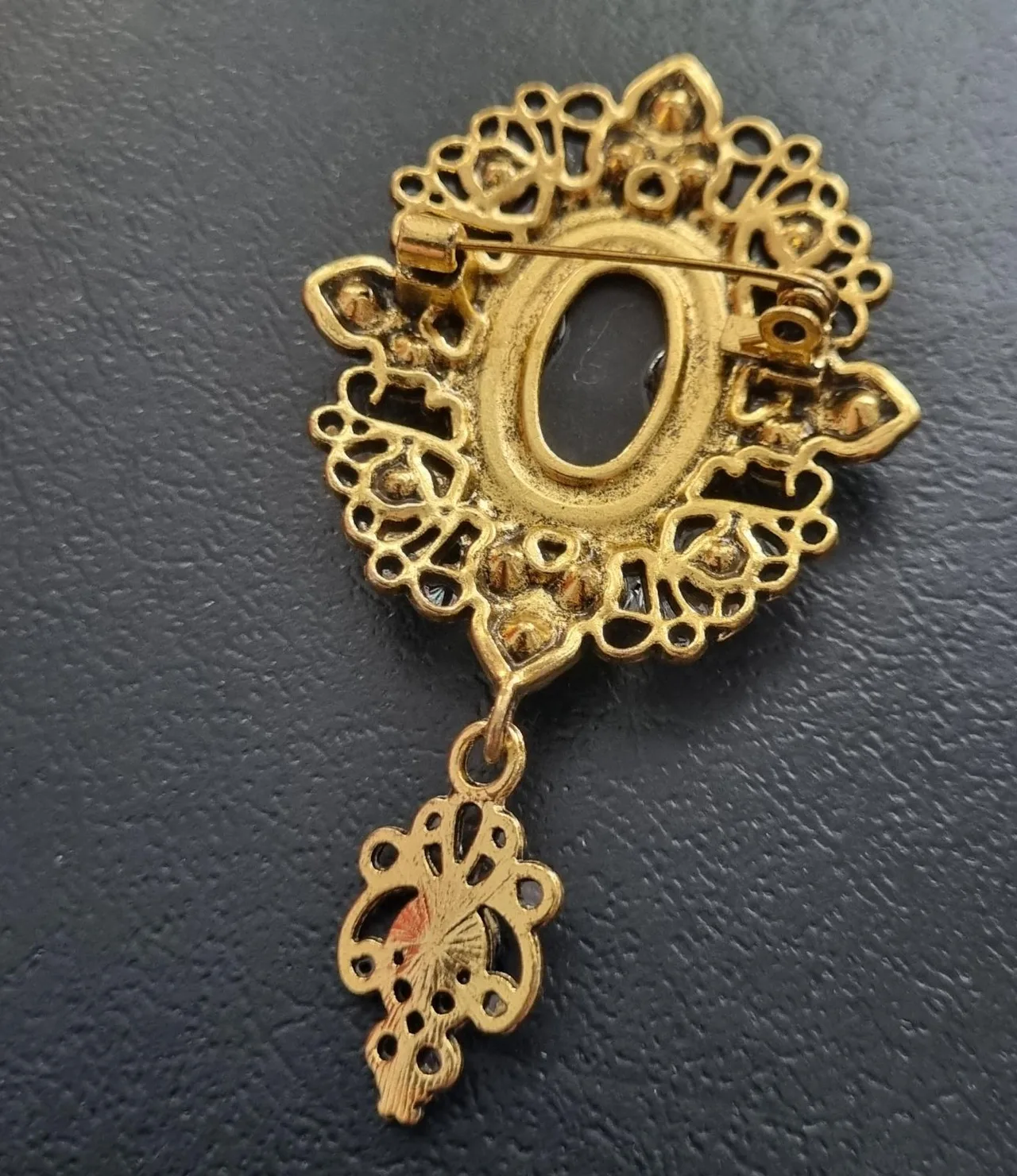 Cameo Vintage style Brooch – photo 6