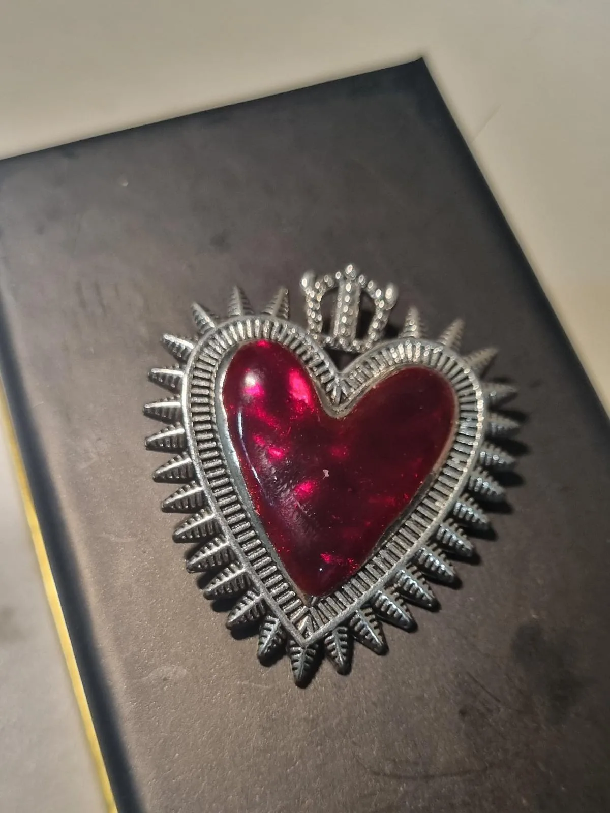 Pendant Heart Retro style — photo 4