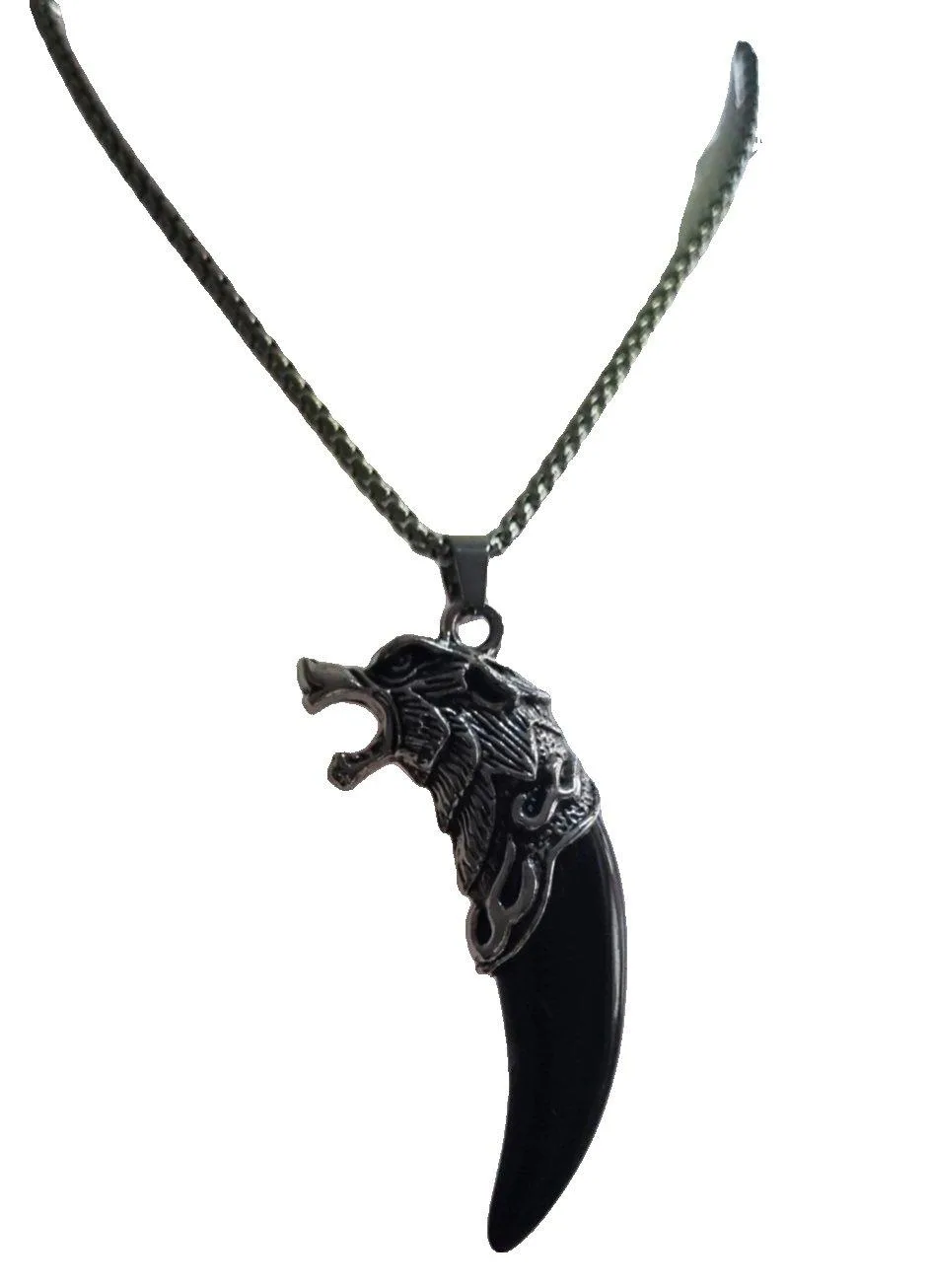 Pendant wolf head with tooth — photo 3
