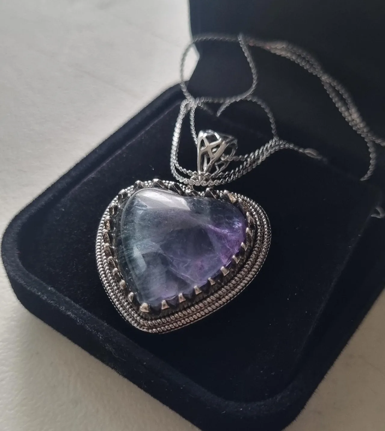 Heart pendant in silver coloured frame — photo 5