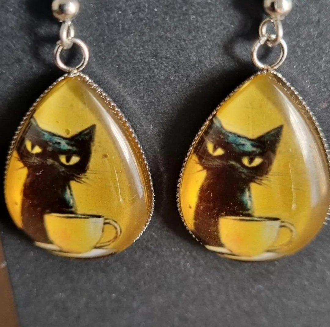 Earrings cat in beaded glass — photo 2