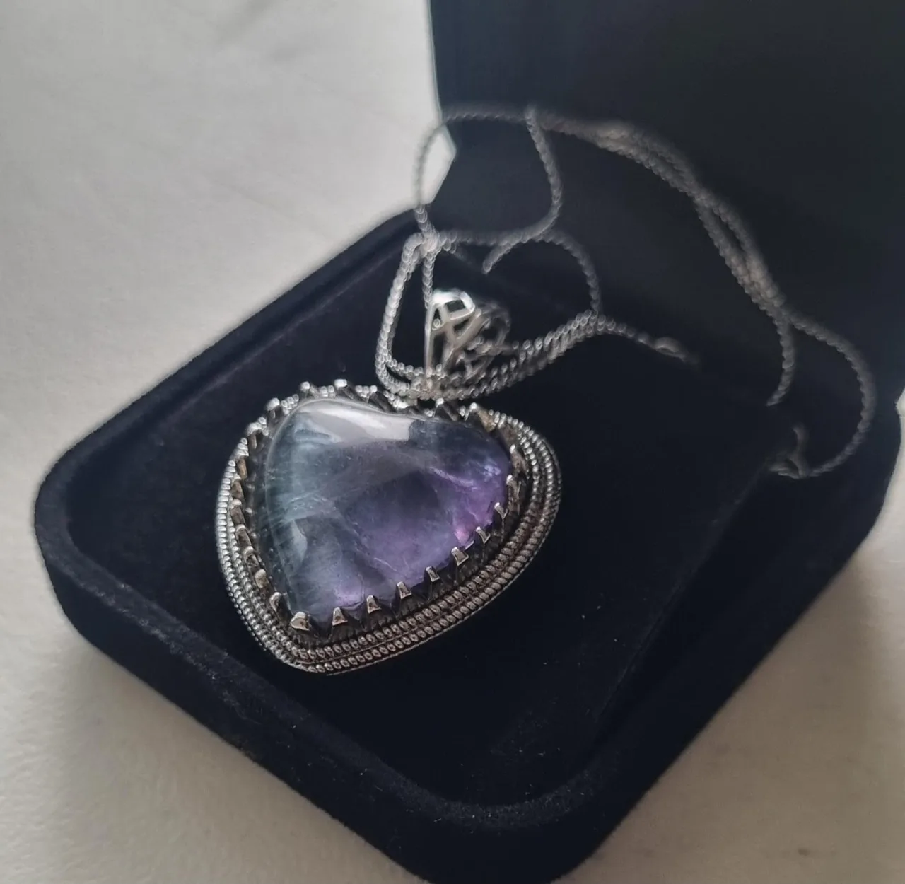 Heart pendant in silver coloured frame — photo 6