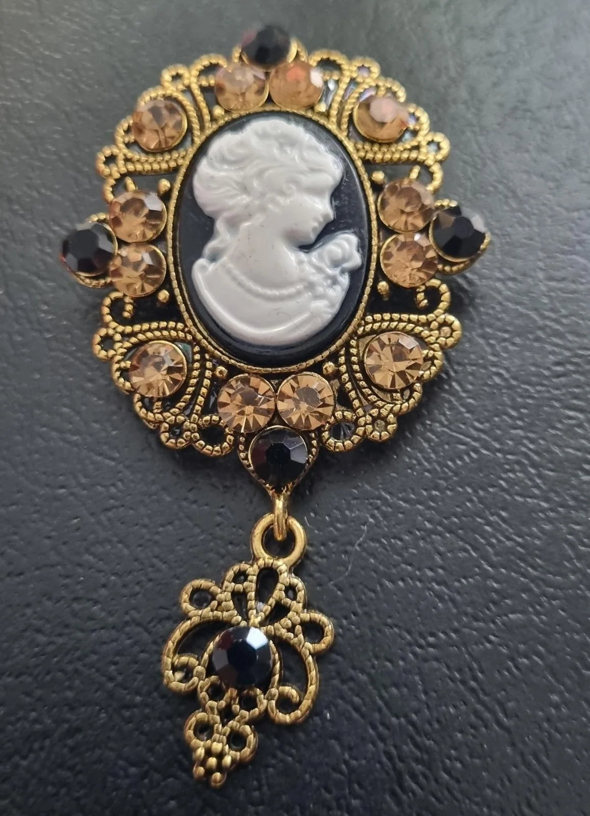 Cameo Vintage style Brooch – photo 5