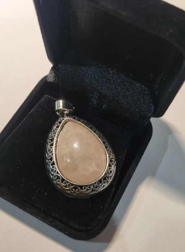 Pendant Natural Rose Stone