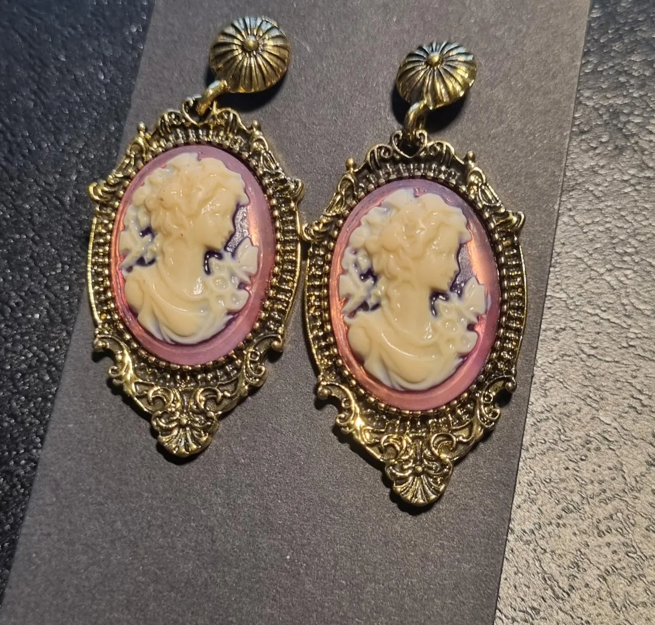 Cameo Earrings – photo 4