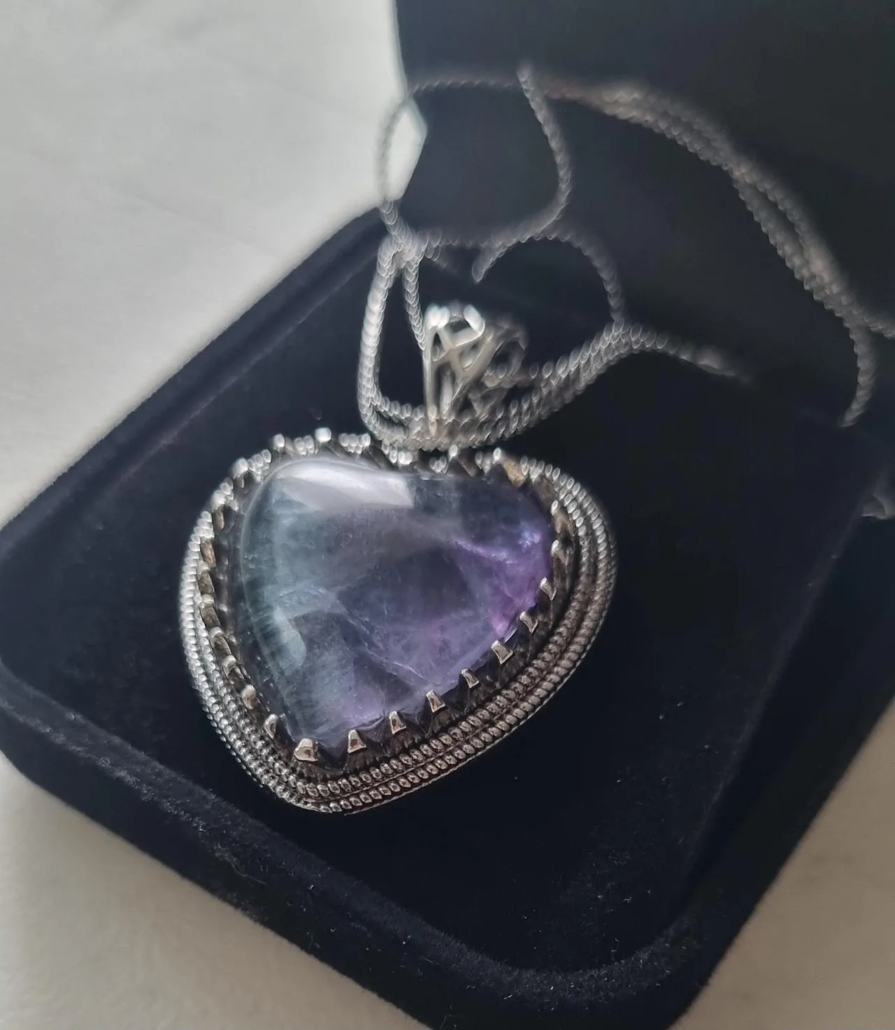 Heart pendant in silver coloured frame — photo 4