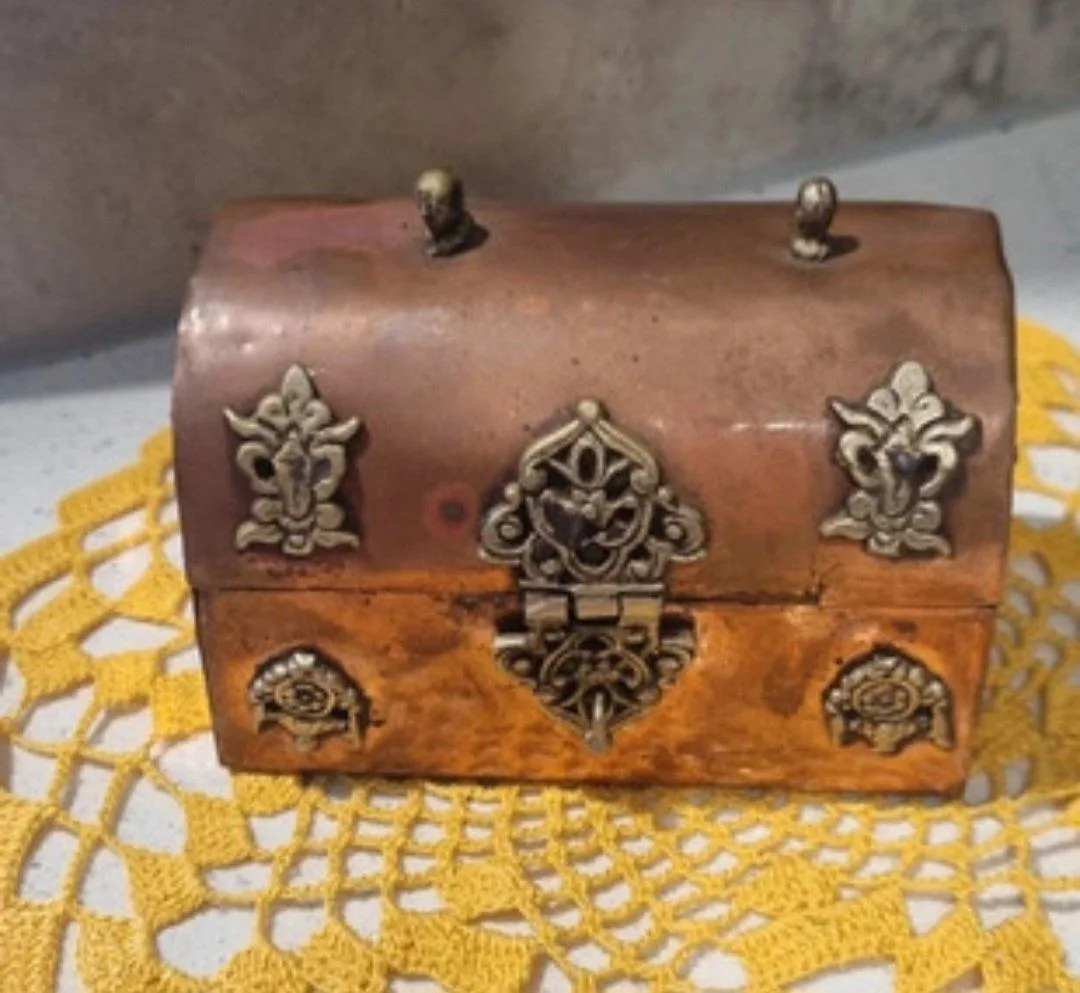 Treasure chest trinket box – photo 4