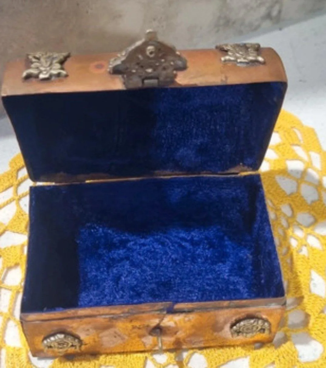 Treasure chest trinket box – photo 6