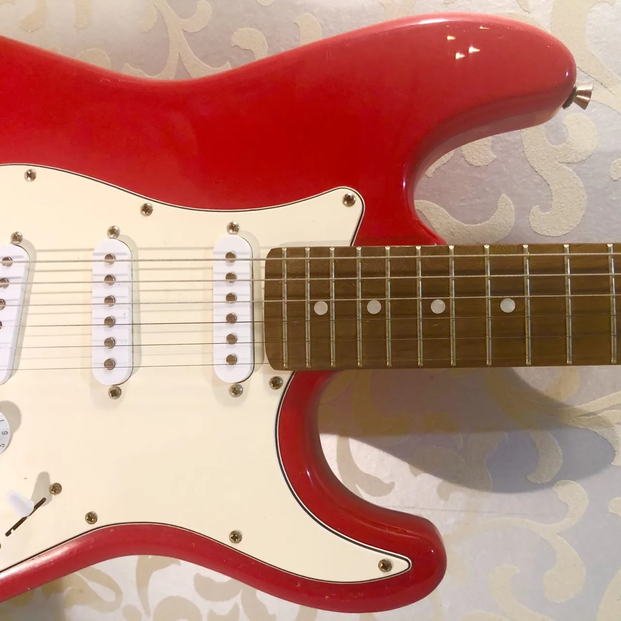 Red Legacy Electric Guitar Pack Complete Setup – Play, Display & Enjoy — photo 7