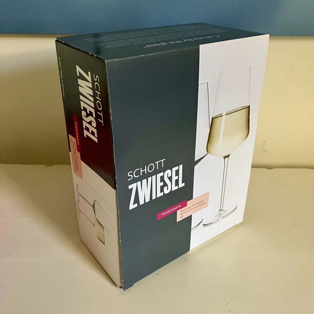 Two Schott Zwiesel Passionata White Wine Crystal Glasses — photo 3
