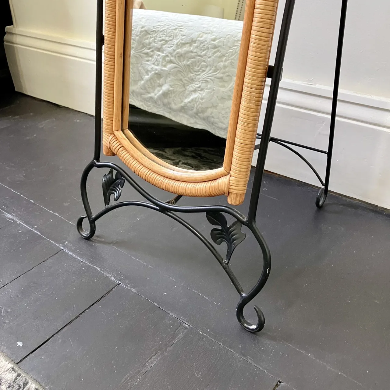 Freestsanding Dressing Room Boho Mirror — photo 3