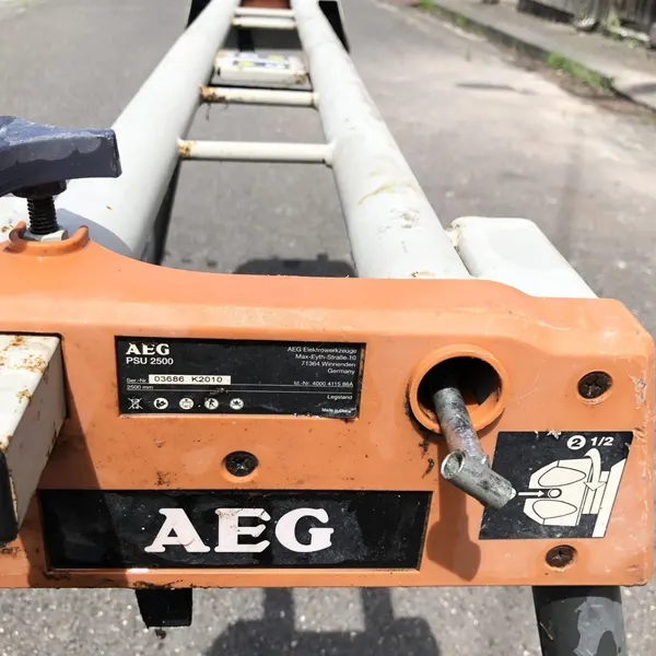 Incomplete AEG Universal Mitre Saw Stand