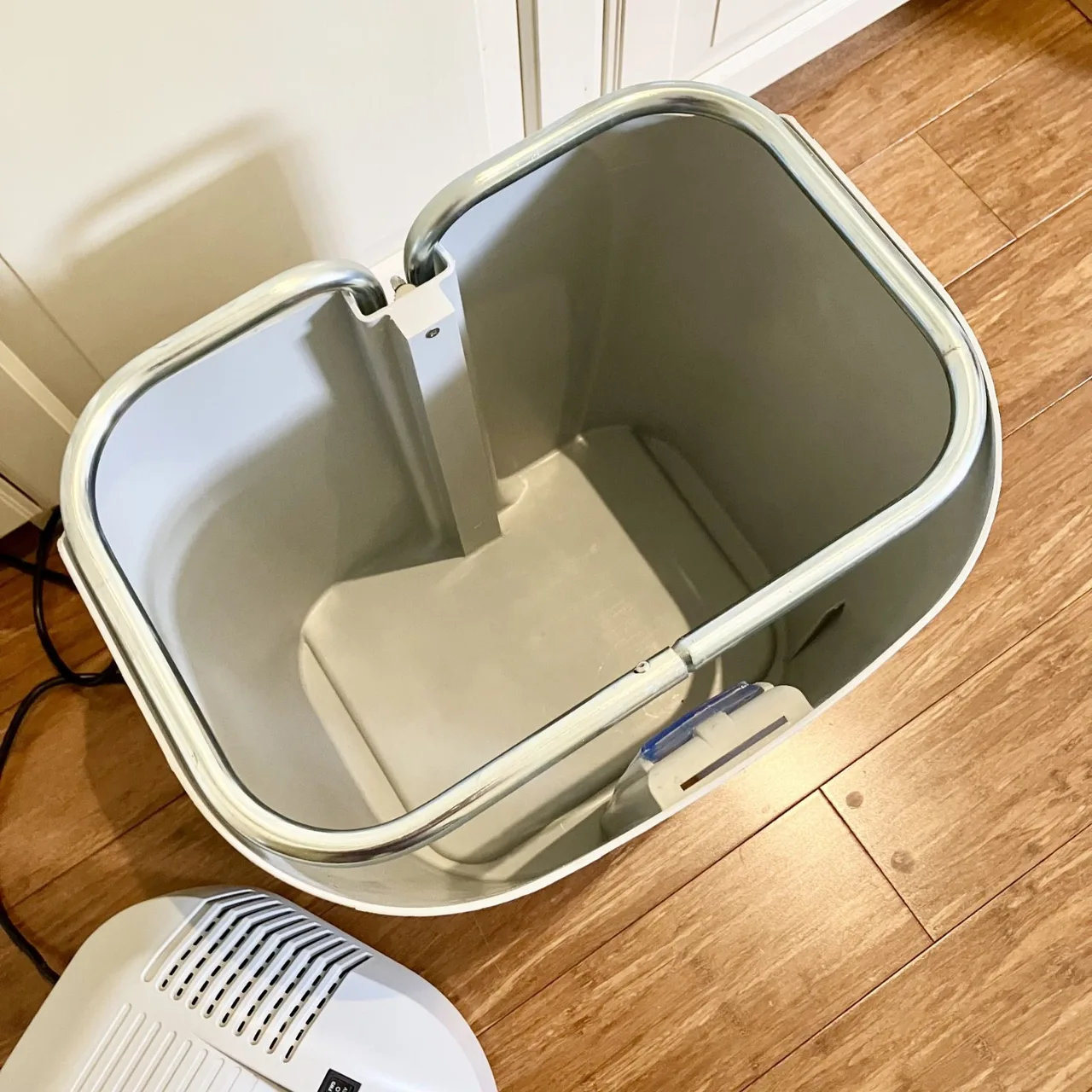 Made in Italy – KOBRA +1 SS4 Professional Paper Shredder — photo 6