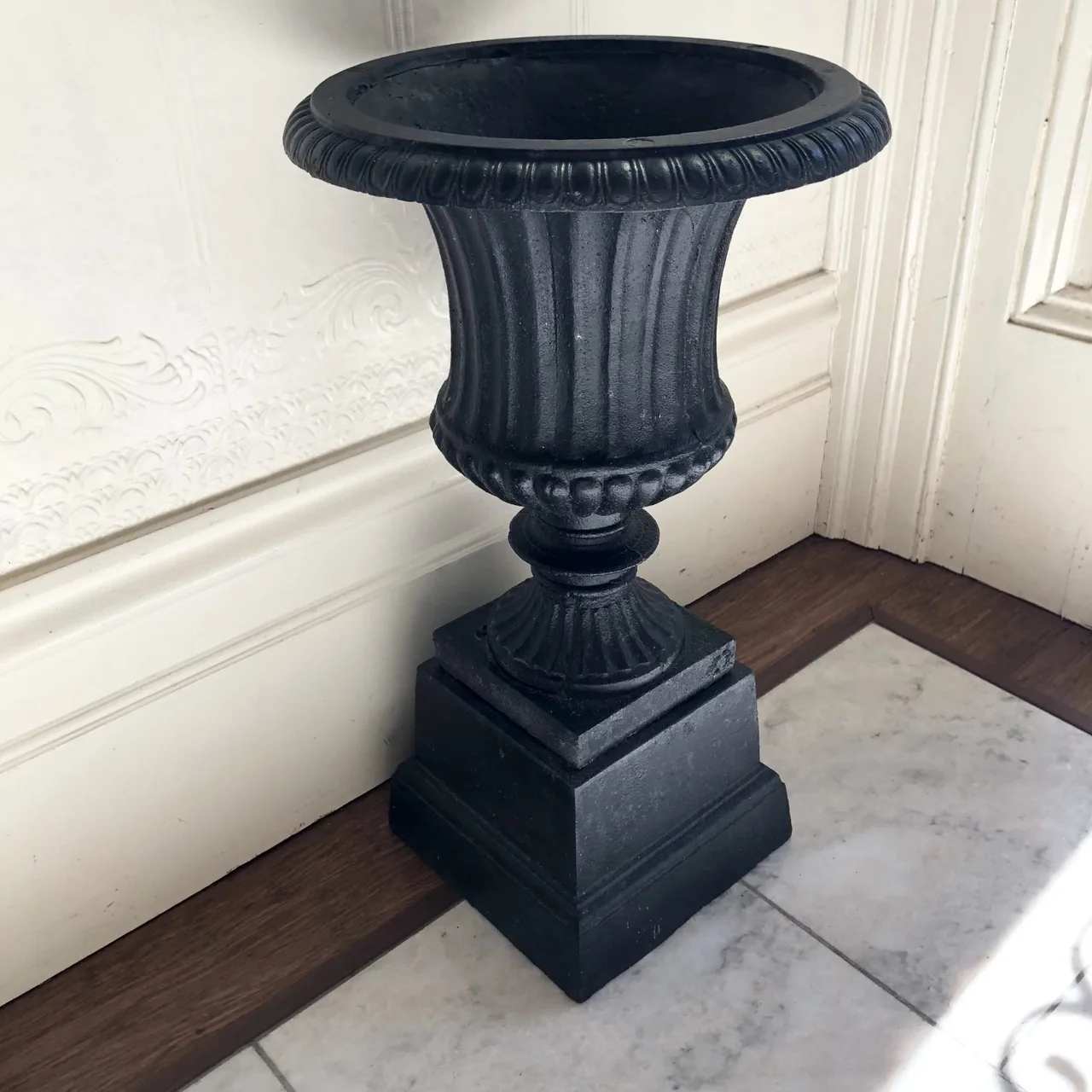 One Rare Antique Cast Iron Garden Urn & Plinth Base — photo 3