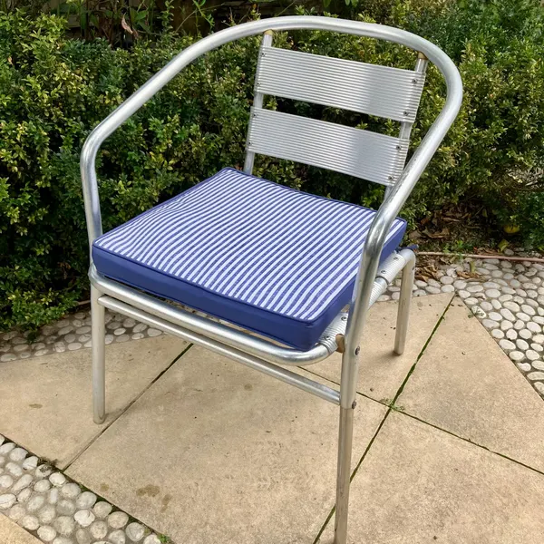 One Aluminum Outdoor Chair & Blue Stripe Cushion