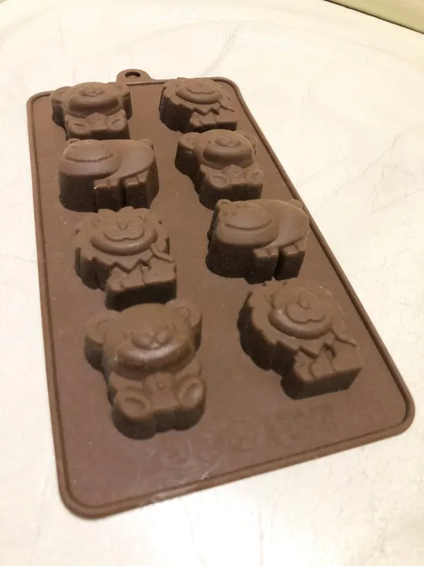 Set of 4 Chocolate Mold Silicone Lion Bear Hippo