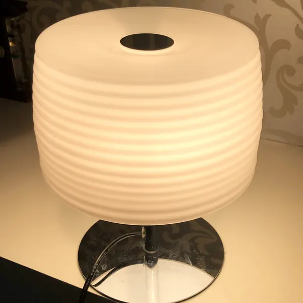 Luxury Vintage Studio Italia Russla Table Lamp Model: Tecnika VO7322